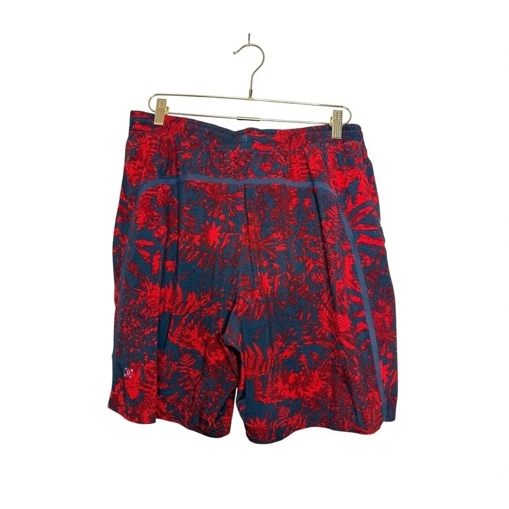 Lululemon Pace Breaker Lined Shorts 9 Mens XL Red Gray Tropical Fern Print